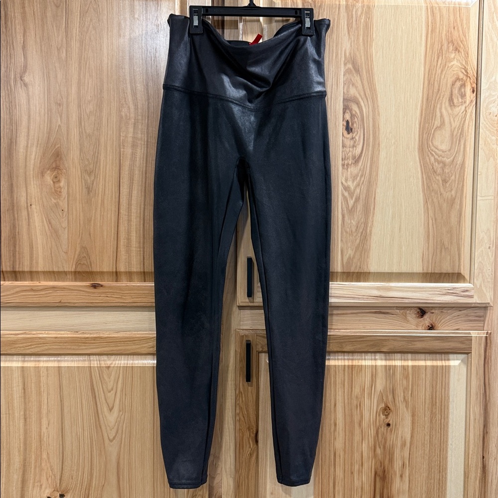 SPANX Black Versatile Closet Staple Slimming Timeless Classic Leggings Size 1X